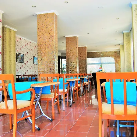 Select & Aparthotel 3*