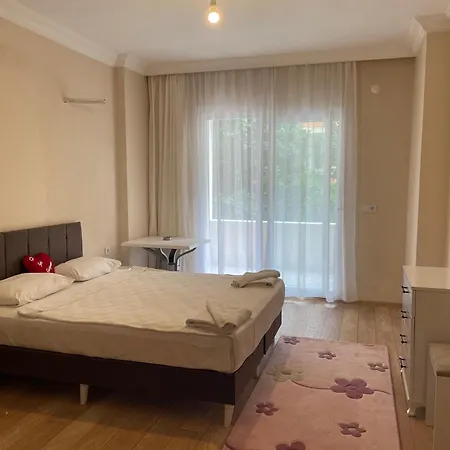 Aparthotel Select & 3*